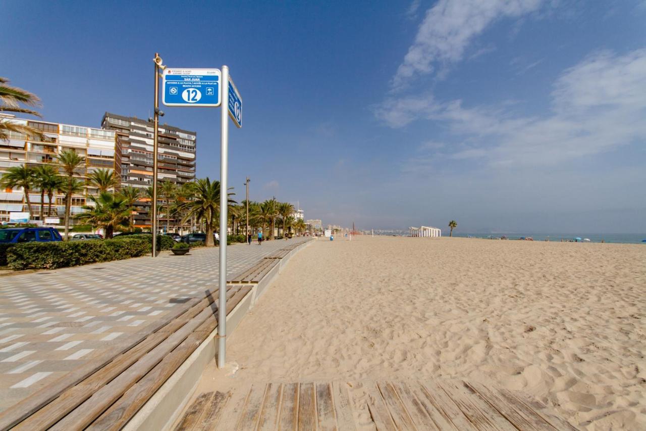 Hotel Castilla Alicante Exterior photo