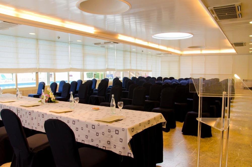 Hotel Castilla Alicante Business photo