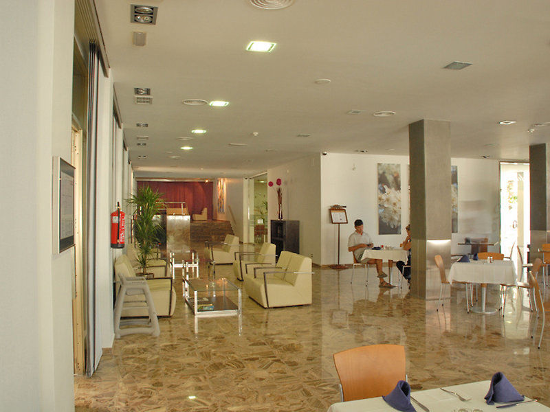 Hotel Castilla Alicante Exterior photo